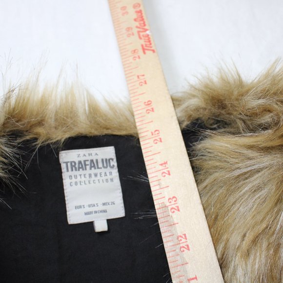 Zara Trafaluc Outerwear Collection Faux Fur Vest - Picture 9 of 11